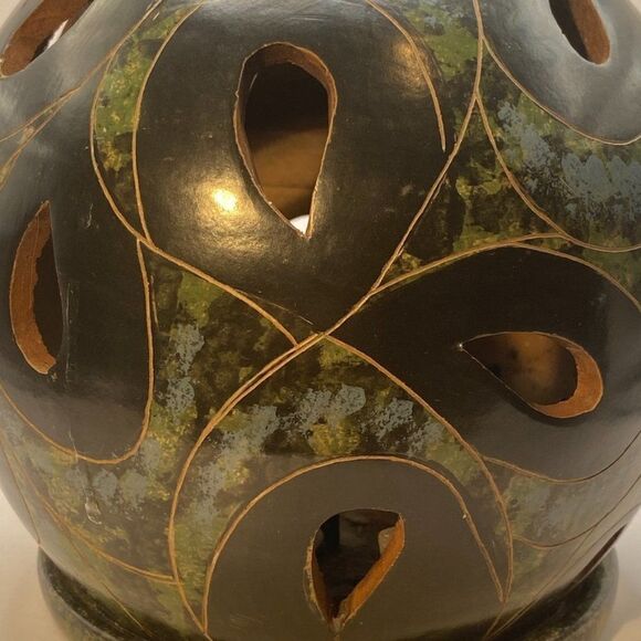 Vintage Green and Grey Nicaraguan Lattice Pierced Pottery Luminary Candle - Picture 11 of 13